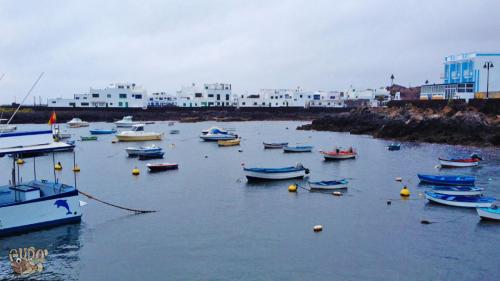 pescare alle Canarie, isola di Lanzarote con la Gudoterror (isola della Graciosa)